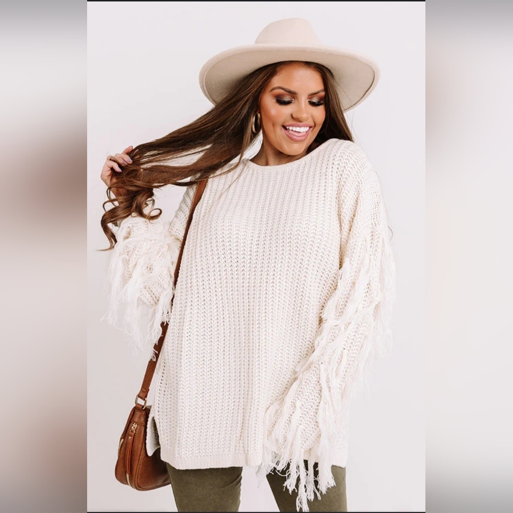 NWT Fate Oversized Fringe Life Knit Sweater In Ivory
